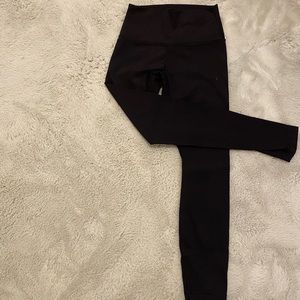 Black wunder under 25”